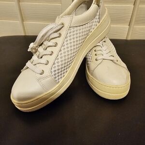 Ladies Steven natural comfort sneakers